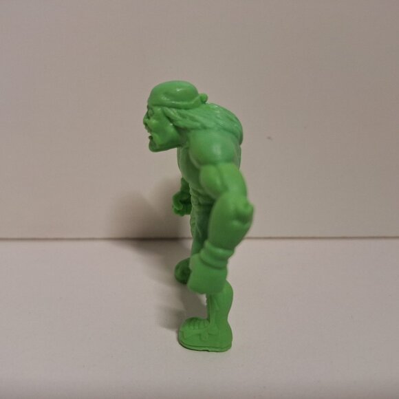 Macho Mangler SLUG Zombies Series 2 2012 Green Plastic Muscle Zombie Figure - Picture 2 of 5